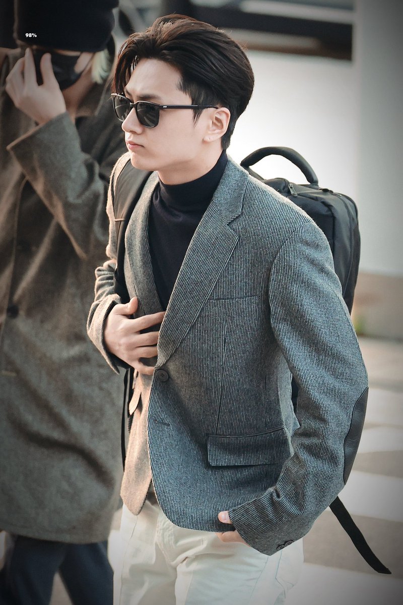 98_2Jay's tweet image. 251126

#제이 #ENHYPEN_JAY #ENHYPEN #JAY #ジェイ #박종성 #엔하이픈_제이