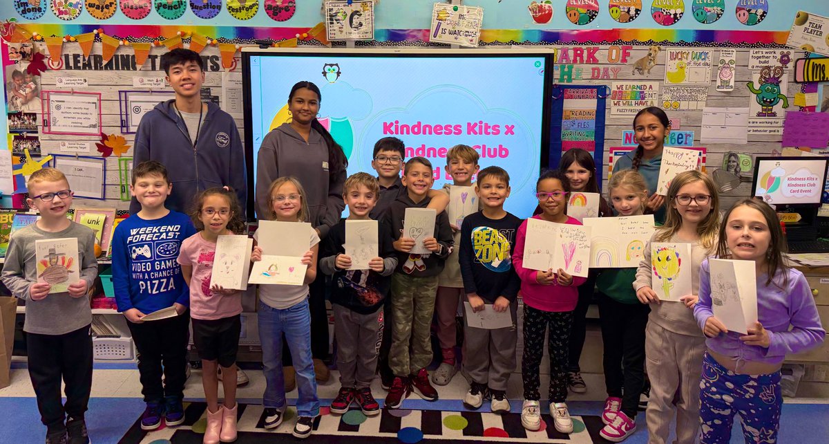 The Kindness Club <a href="/OSchool4/">School 4</a> had the pleasure of working with students from Oceanside High School who are part of Kindness Kits, a nonprofit organization that creates cards and collects donations for patients at South Nassau. We had such an amazing time working with you all!💛✨