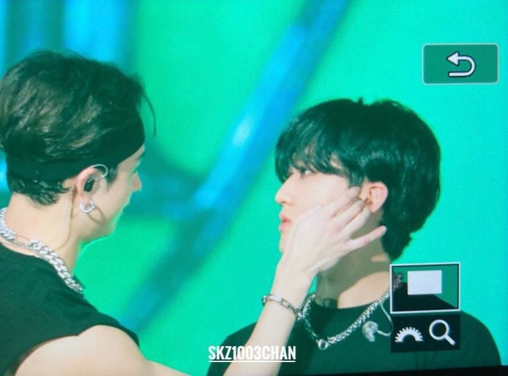 lovehotline901's tweet image. literally chn &amp;amp; his Se0 &quot;Won&apos;t Do Anything Without Hyung&quot; Chngbn