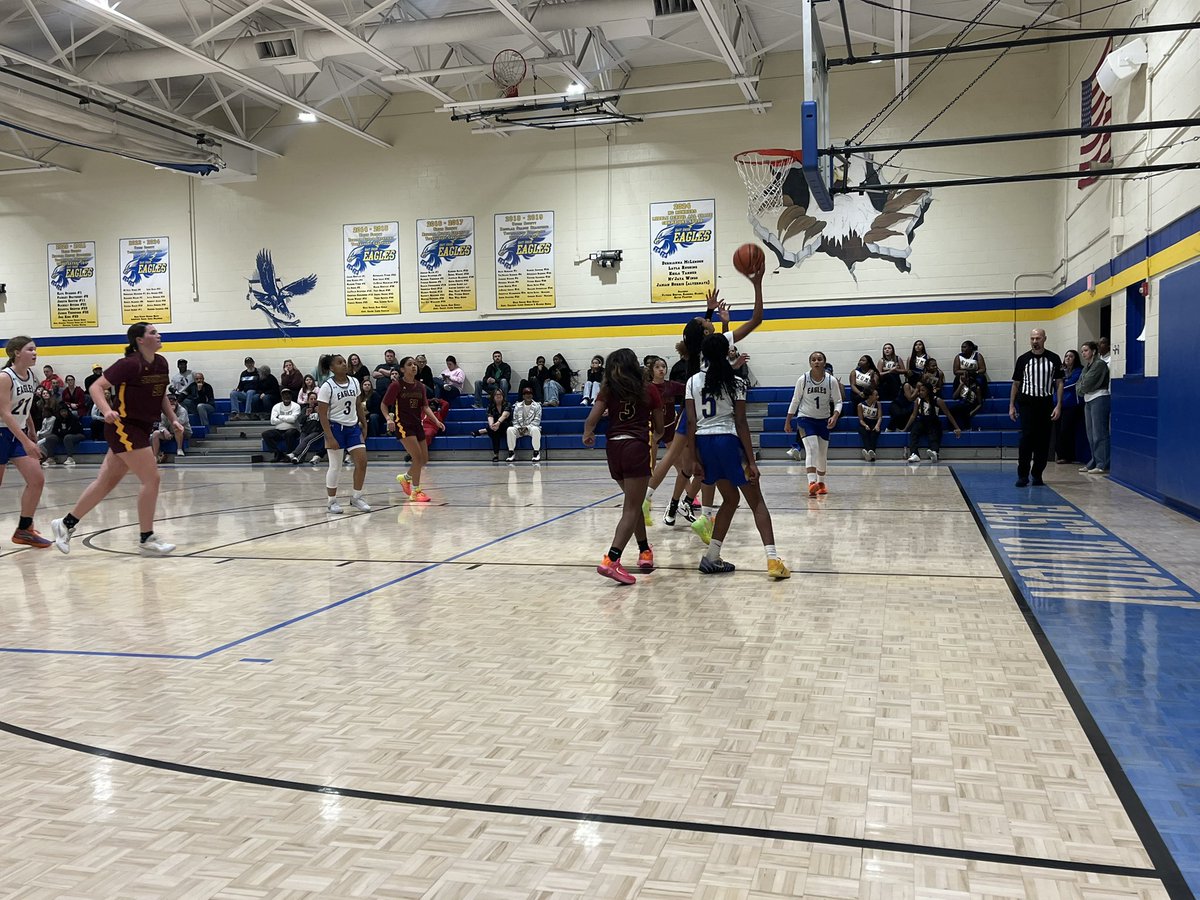 EastUnionMSNC's tweet photo. Congratulations to the Lady Eagle basketball team for their victory vs Sun Valley, 71-22!

#GoEagles 
#GoEU 

@ucpsnc @ucpsncathletics @aghoulihan @BashawnHarris https://t.co/8Neki58sf0