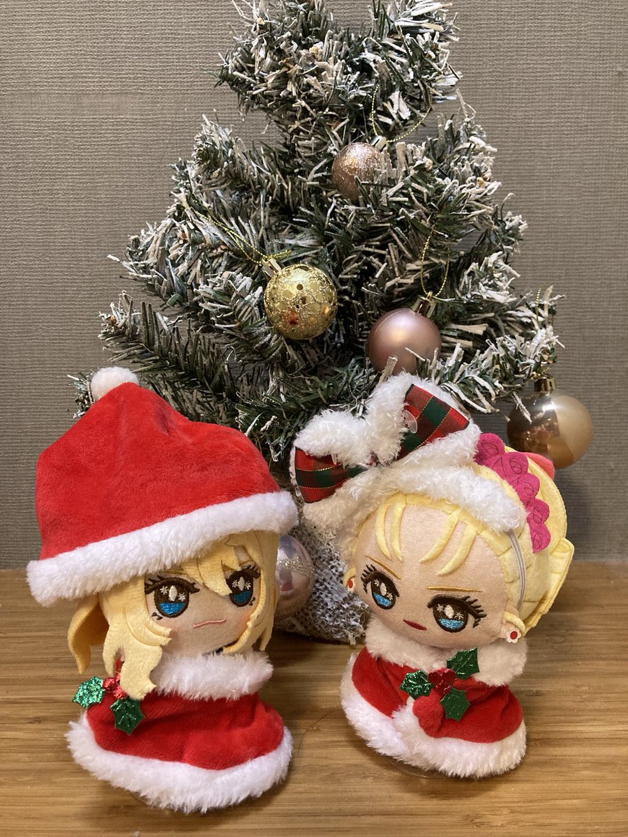 おはようございます✨ ただいまの福岡市、8度。寒い🥶 今日は🔔🌹を