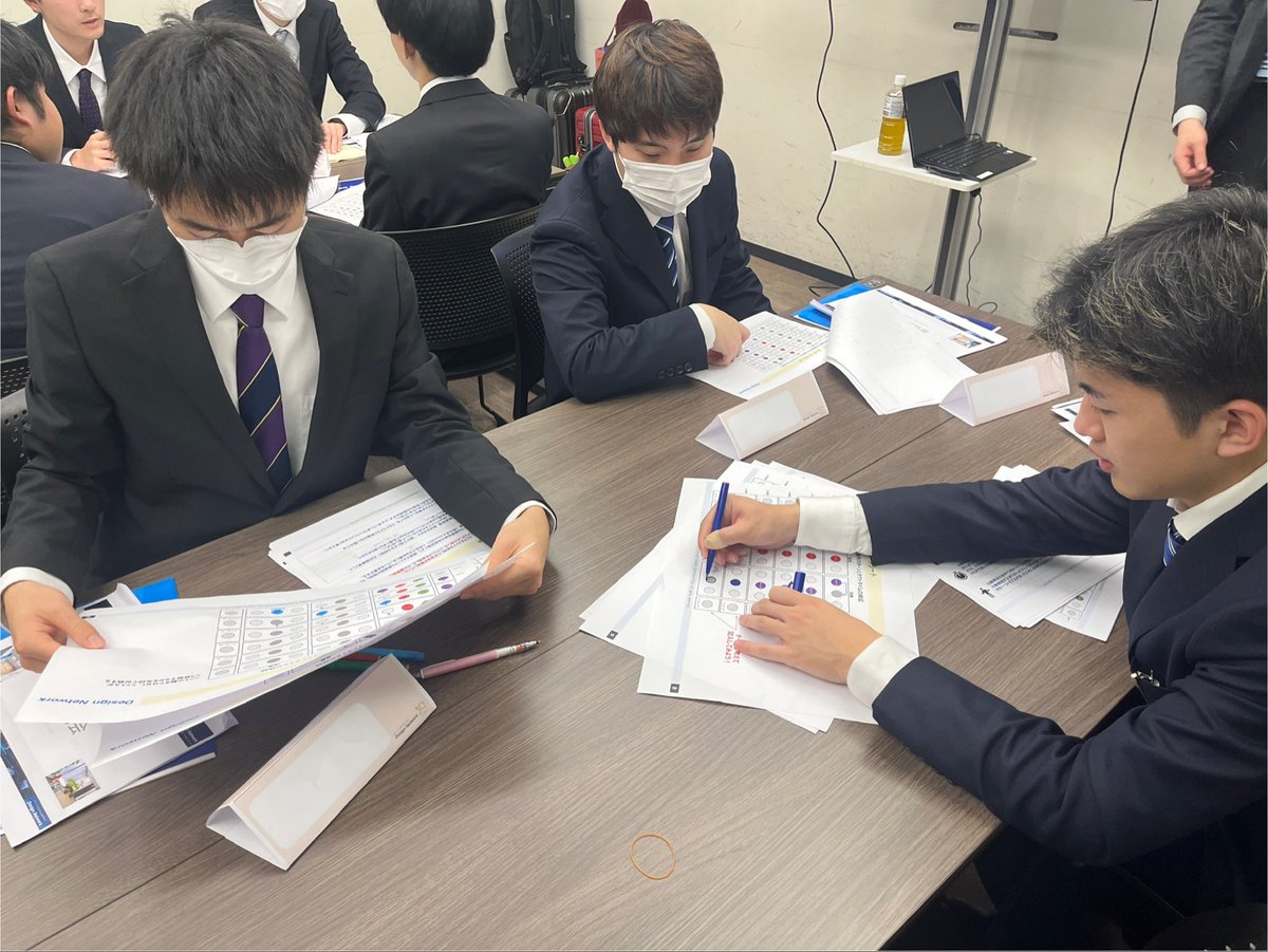 5151SKK's tweet image. ITスペシャルエンジニアコース2年生が、11/19～11/21の3日間で東京研修を行いました！

1日目 チームラボプラネッツでデジタルアートを体験✨
2日目 ETロボコンチャンピオンシップ大会で本校システム3年生を応援＆EdgeTech見学🤖
3日目 デザイン・ネットワーク株式会社様の企業説明＆ワークショップ💡