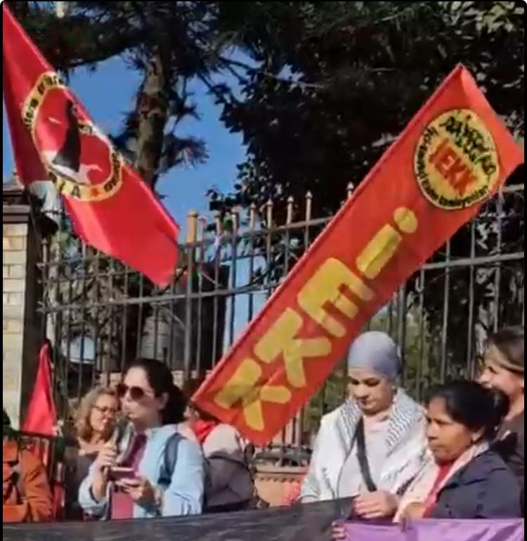 kadiniekk's tweet image. 📍Nepal&apos;de Dünya Kadın Konferansı&apos;ndayız!
✊25 Kasım eylemi gerçekleştirildi...
✌İEKK olarak Enternasyonal Emekçi Kadın Komisyonu (PİA) ile ortak kadına yönelik şiddetin kaynağının kapitalizm olduğu vurgulayan bir konuşma gerçekleştirdik.
#wwc #worldwomanconference #25N #25K25