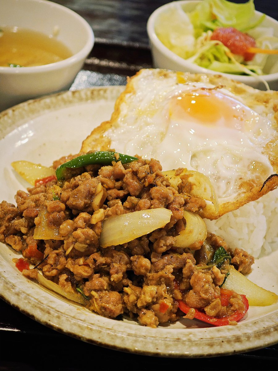 歌舞伎町のバンタイでおひる