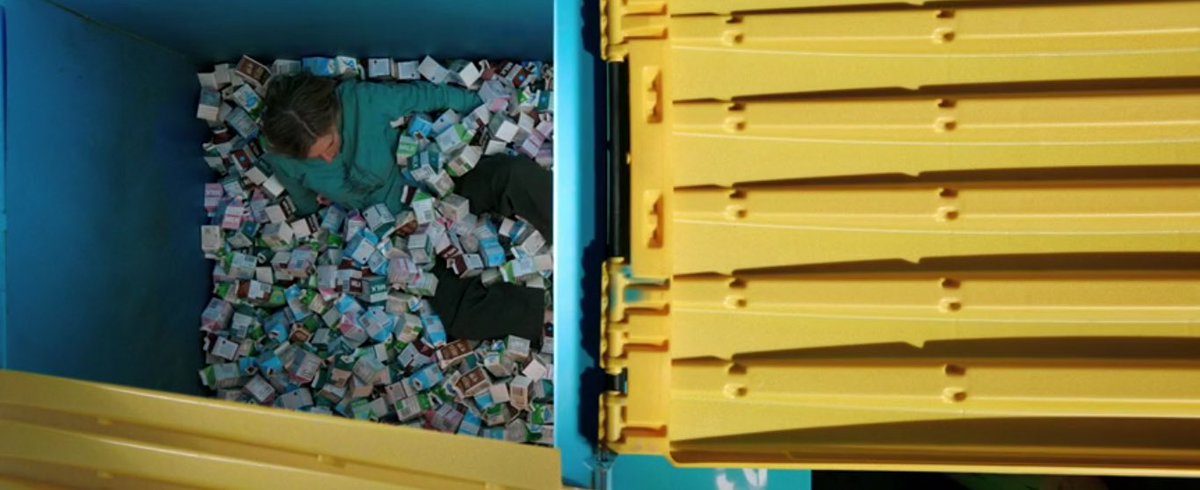 shortnsevered's tweet image. rhea seehorn has been doing an incredible job leading pluribus all season and tonight she did basically the whole episode ALONE and killed it👏 #pluribus