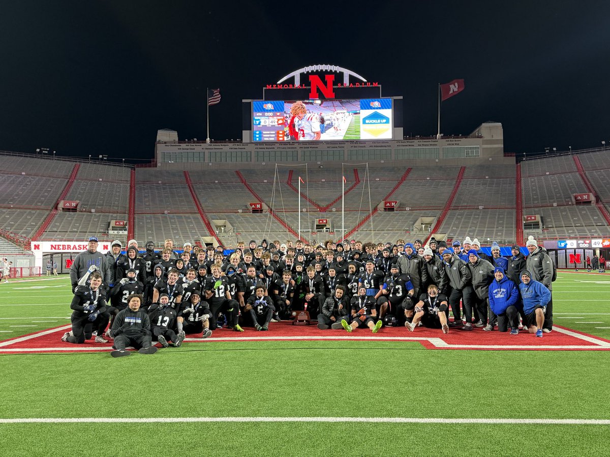 PLSHSTitans's tweet image. A season to remember for the Titans! We are so proud of our homegrown guys!  Thank you to the Southside community for all of your support!  Go Titans, Class A runner-up! 💙🏈💙