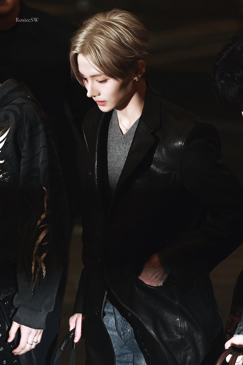 witheredrose_ tweet media