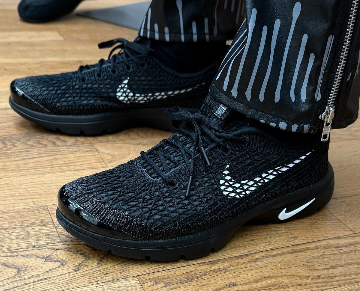 jakewoolf's tweet image. A lot of people have asked me which new Nikes I actually DO like and I have come up with an answer 

The CDG Homme Plus x Nike Rejuven8 is excellent…feels kind of like a fashion-fied Kobe 6….heck I might even cop a pair and get ahead of the inevitable Swoosh-isciance