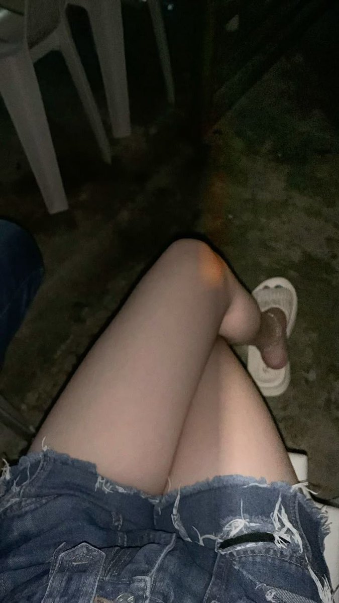 estherii tweet media