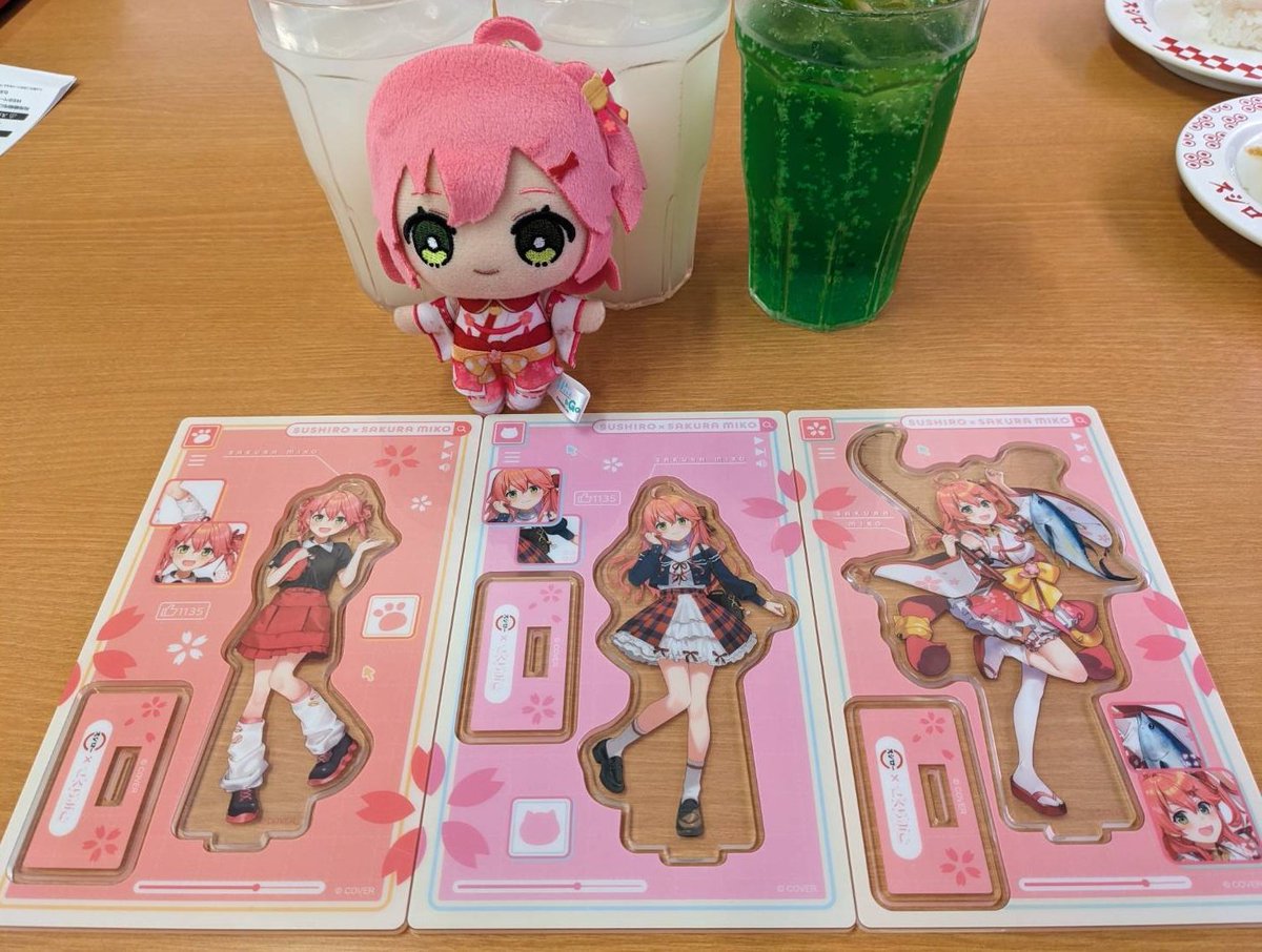 h22brutality's tweet photo. ドリンク3杯でそろった🐷🌸
ありがとおぉお！！
#スシローさくらみこコラボ https://t.co/VNpz408RGI