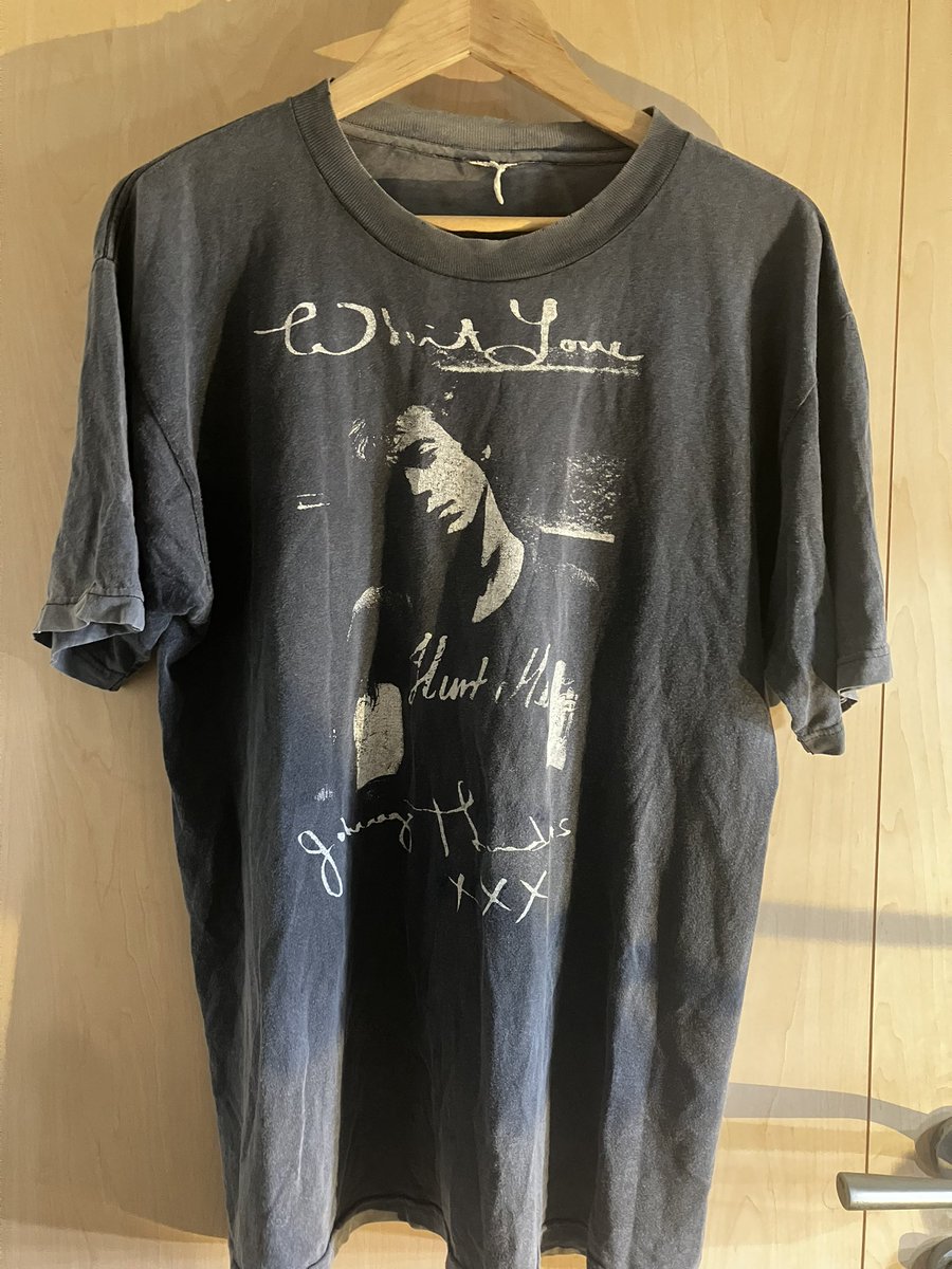 昨日のマイケルモンロー。タンスの奥から発掘したジョニサンTシャツ着