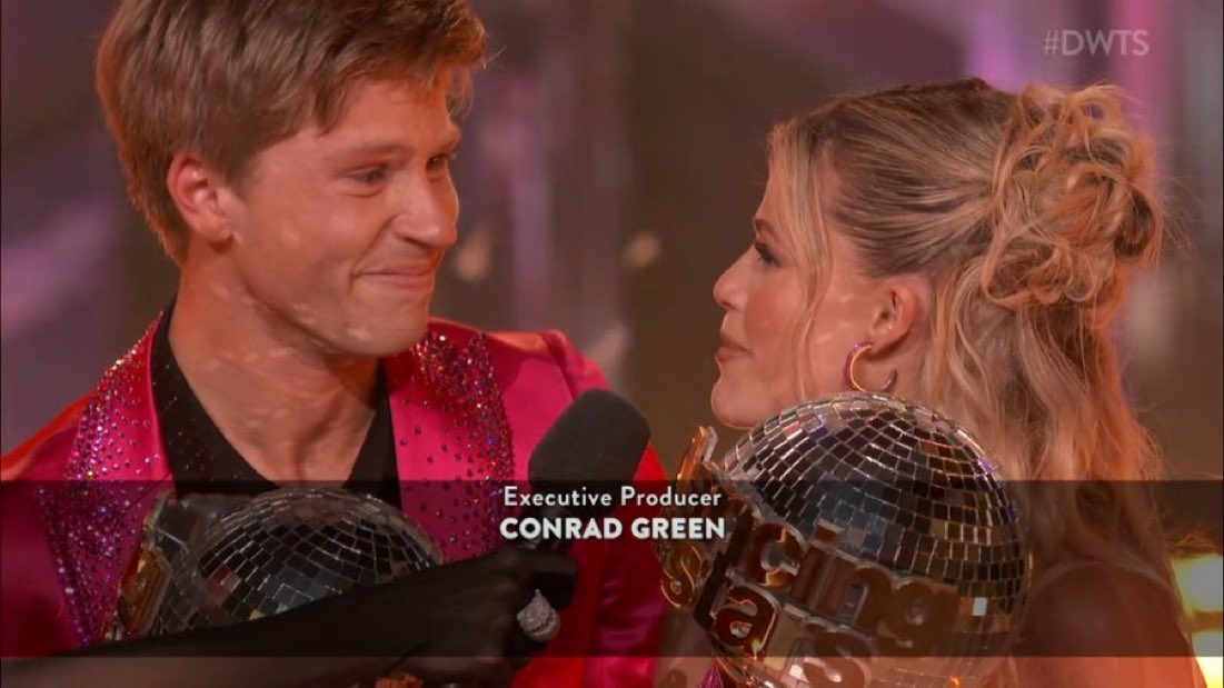 flickerfields's tweet image. robert was truly the person witney needed. #DWTS