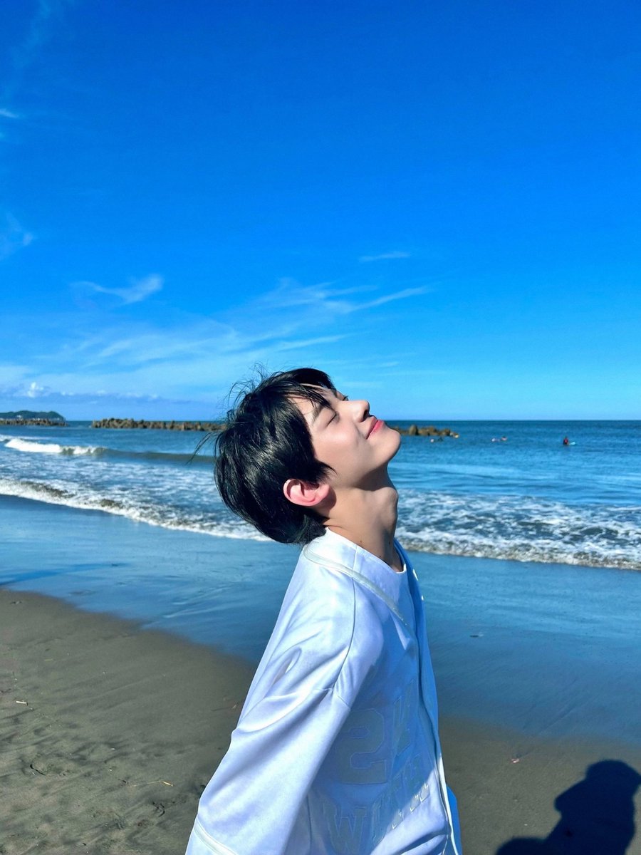 i0twssof's tweet image. 𝚄na mini escapada a la p𝕝aya antes de descontrolarme en el #𝐥astʼ𝜗𝑓e͝stival 🌼☆ porque sin duda, deben de conocer mis dos versiones ( ˘ ³˘)♥︎ para que al final del día, escojan con cuál se quieren quedar e irse de pachanga! 

#𝚑𝕚ro͞no’s 𓈒𓈒𓈒 𝄞 ٭ 𝑐l𝕚ché !