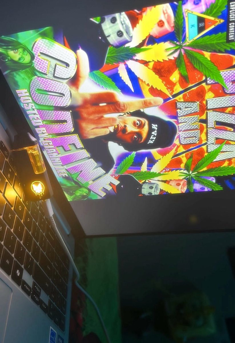 Savvyk1tty's tweet image. weed &amp;gt;.&amp;lt; #weedtwt #weed #christravis #codeine #muha