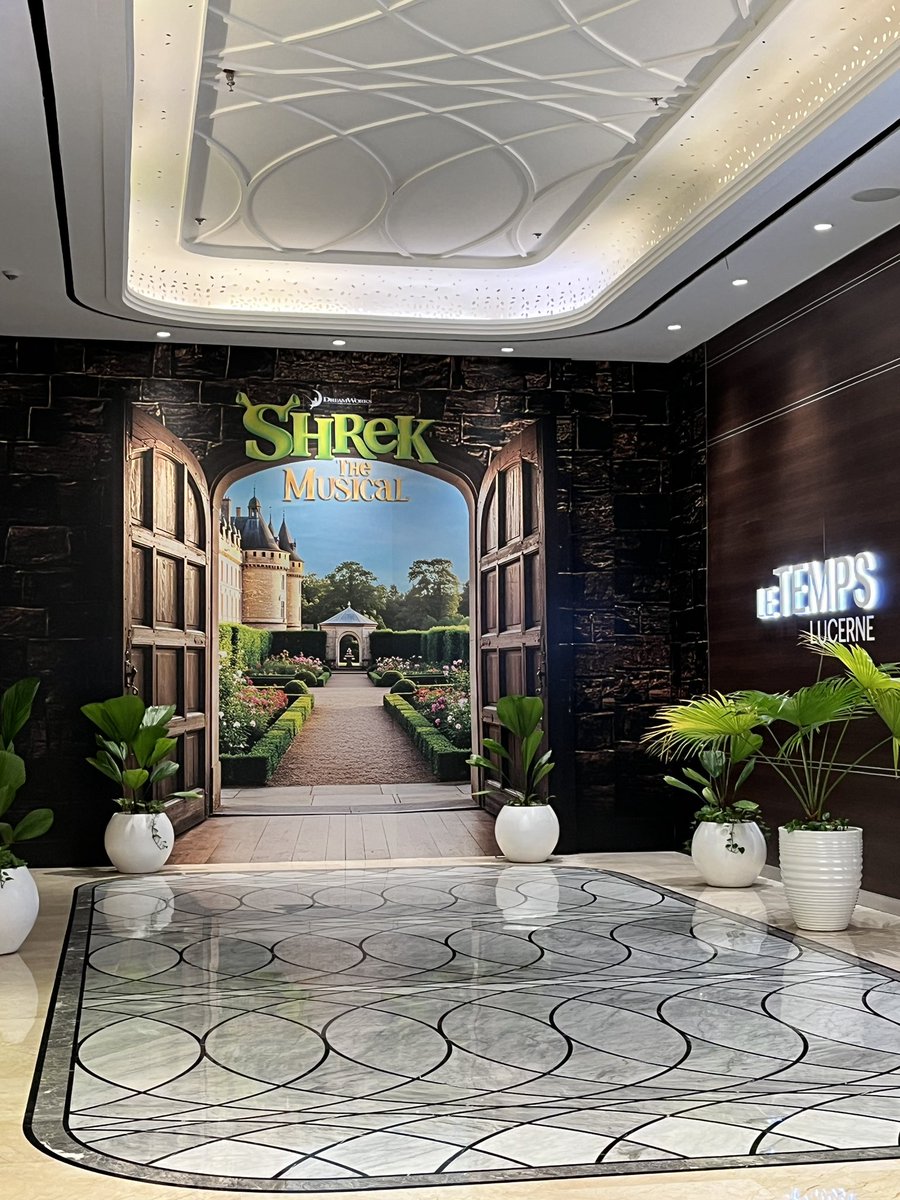 _danidiary's tweet image. update abt life outside acads :&amp;gt; IT WAS A 100000/10 pls it kept me laughing at every scene 😭😆🤣

i hope they’ll perform the other shrek stories in the future bcs i think it’ll be worth it too 😆🫂