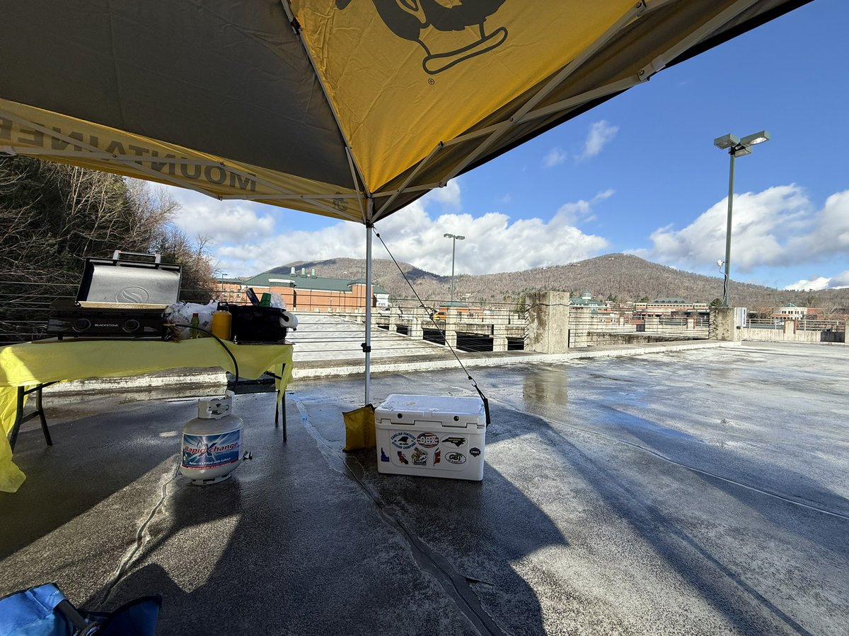 Howard Street Safety Meeting tweet media