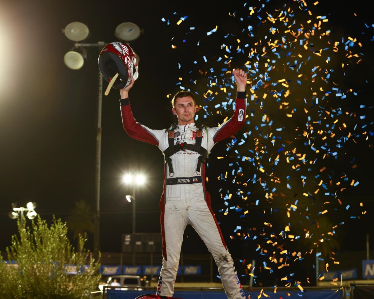 𝑯𝒆𝒚 𝑩𝒖𝒅𝒅𝒚! 💪

<a href="/MichaelKofoid/">Buddy</a> wins $12,500 as the winner of tonight's Jason Leffler Memorial at <a href="/BAKOSPEEDWAY/">BAKERSFIELD SPEEDWAY</a>!