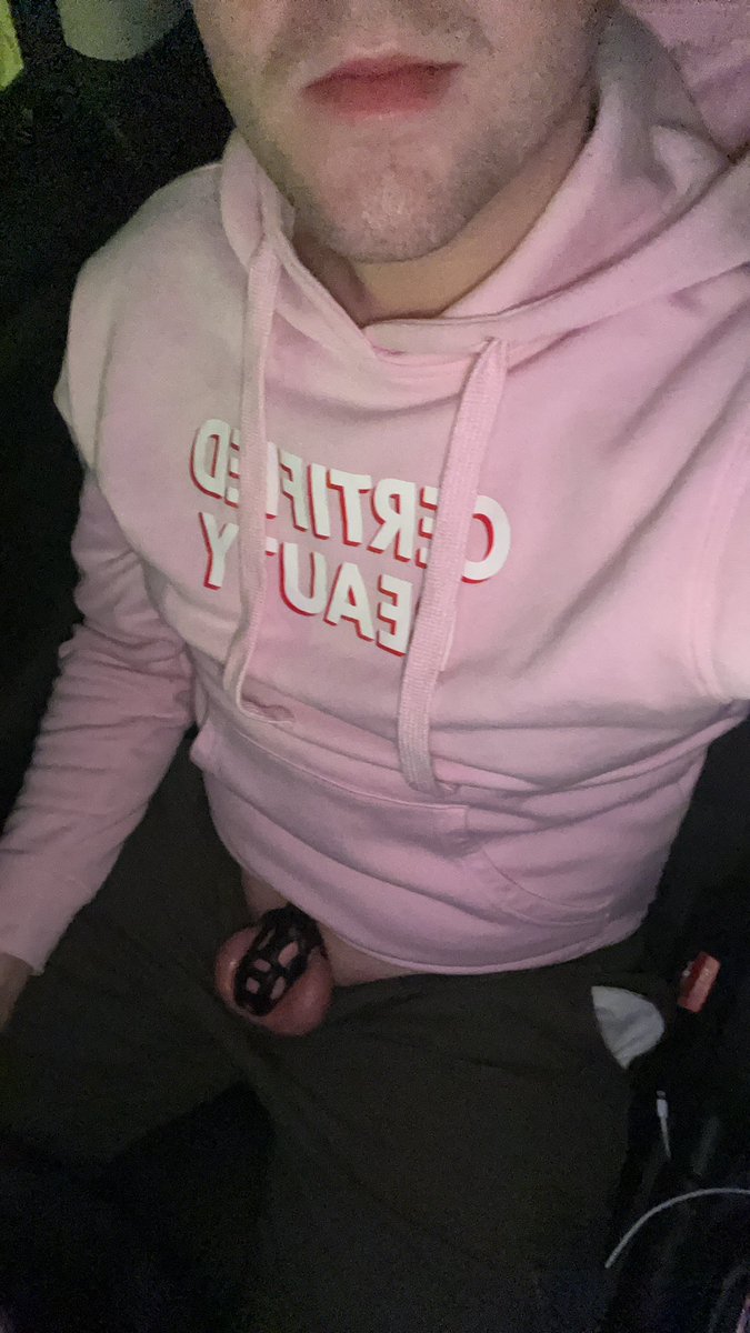 Kinda super into the cage thing guys 😼