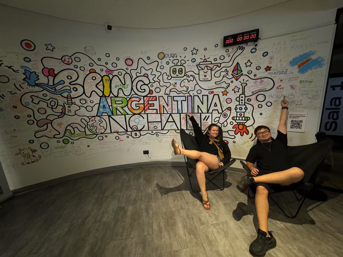 sunbh_eth's tweet image. Words can’t express how proud I am to see the impact these incredible ppl made.

Asian investors, global foundation leads, founders, talents and more, all showed huge interest to Latam market after this trip.
They wanted to have follow up conversations, meetings after Devconnect.…