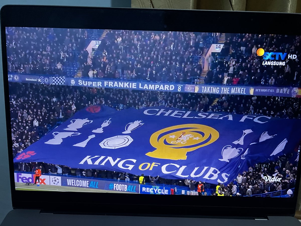 kingarnanda's tweet photo. What a moment for me! I’m truly grateful that one of my works has finally appeared in the Champions League as a crowd banner in today’s match between Chelsea and Barcelona.

Special thanks to @LAB_CFC  and @cfcwonitall  this magical opportunity. https://t.co/8gbHyBE2eg
