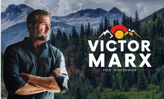 mitchell_jennie's tweet image. And then there&apos;s this guy... making you both look like pussies. How embarrassing for you.