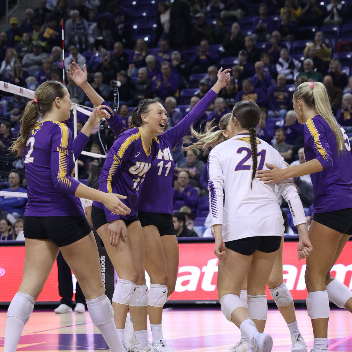 UNIVolleyball's tweet image. Where else would you rather be than Cedar Falls, Iowa playing for a championship?

#EverLoyal | #1UNI | #MVCVB