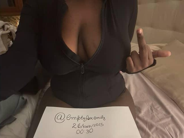 emptyforemily's tweet image. get to sending losers