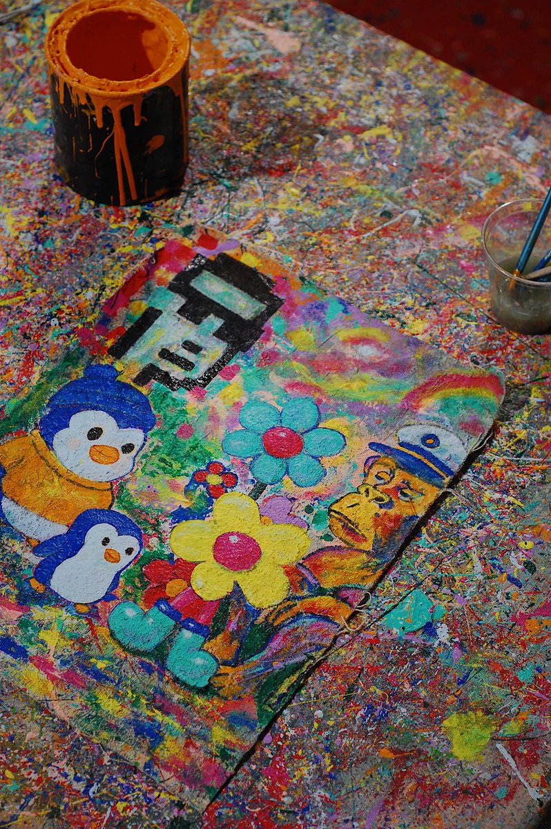 SuperbloomWorld's tweet image. Mint Your Identity is a maximalist, contemporary commentary on self-actualization in the digital age - a reflection on who we are becoming in a world where identity can be minted, traded, or bought.

A PFP can signal belonging. A Bloomer signals becoming. #web3 #cryptoart #pfp