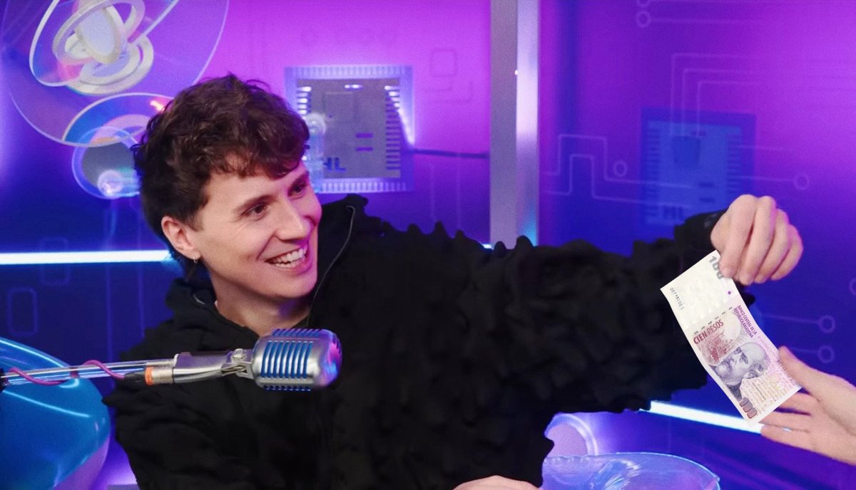 te quiero mucho phil te amo mi amor tomá 100 pesos comprate lo que quieras phil