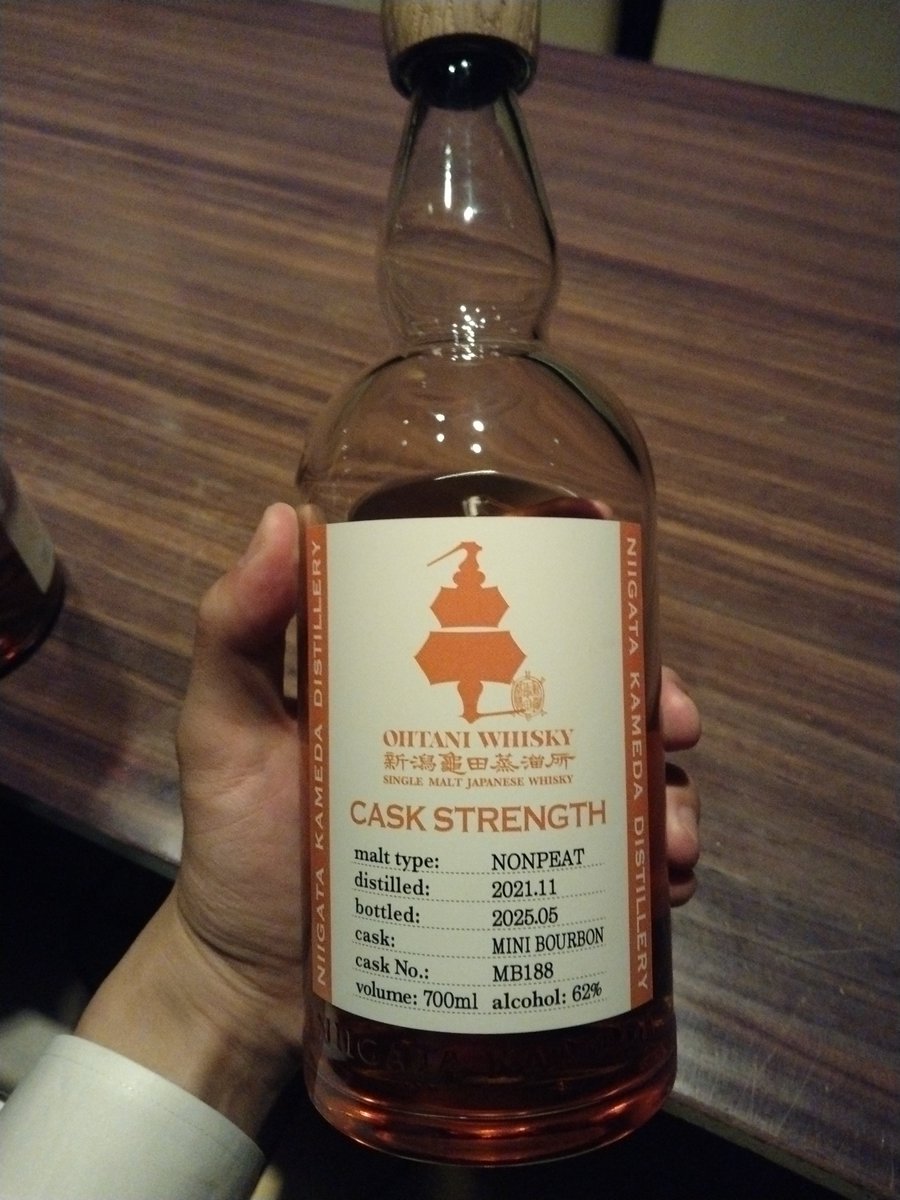 ようやく撮影できた新潟亀田蒸留所さんのカスクストレングス