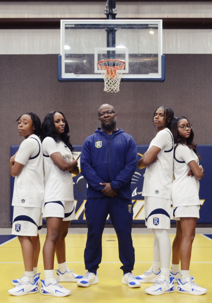 RobLongSports's tweet image. We are less than a week away from the beginning of the 2025-26 season. These are my “Rosedale Day Ones.” I’ve y’all. #WeAreRosedale #ItWasAllADream @695HOOPS @baltimoresun @BaltimoreBanner @SheGotGame7 @BBMS1057TheFan @RickRitterWJZ