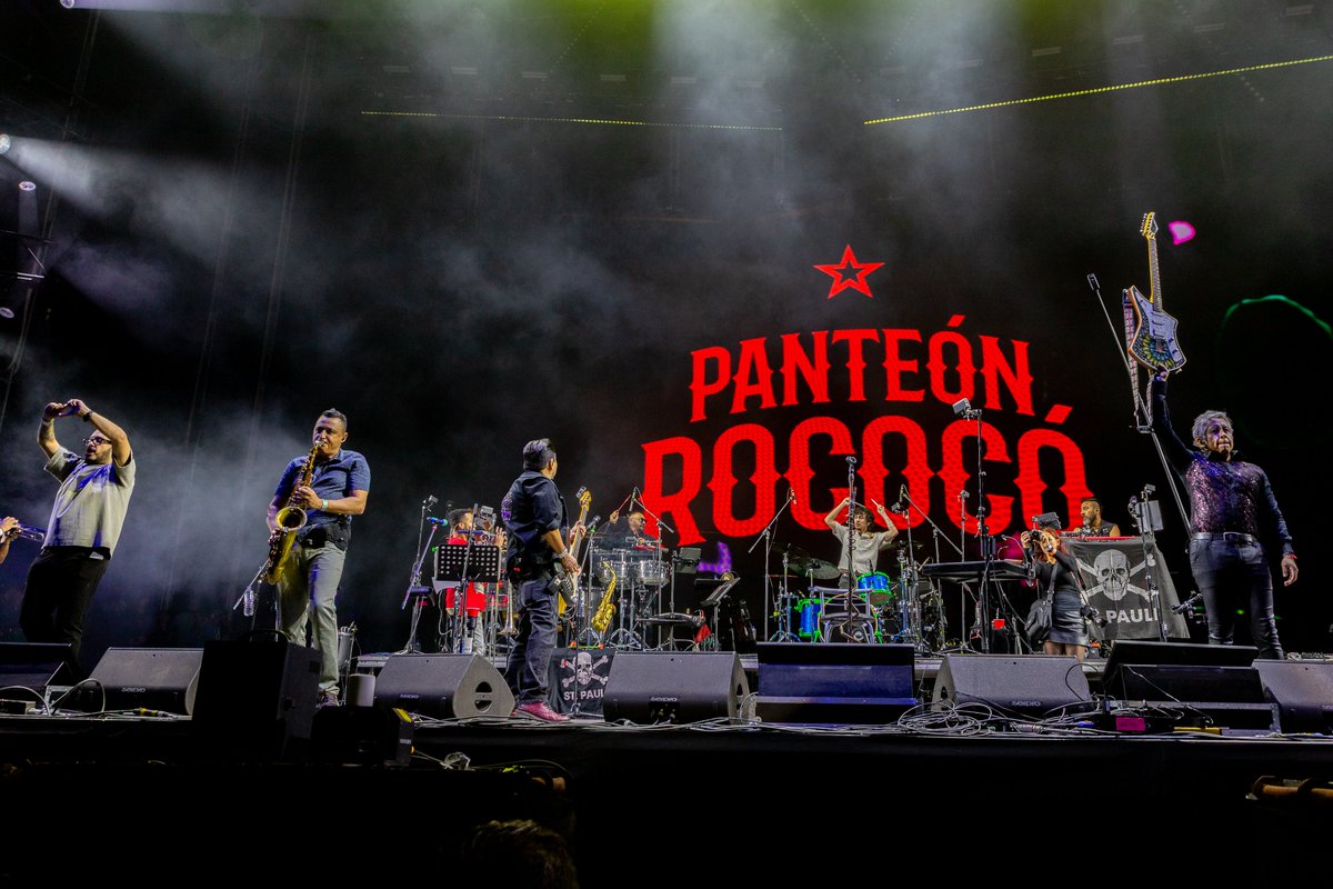 PueblaRealMx's tweet image. Tecate Comuna 2025 llenó el Foro Cholula con miles de asistentes y actuaciones memorables. Rock, ska, metal y pop en un festival que agotó boletos con semanas de anticipación. @TecateComuna @forocholula #Puebla #TecateComuna