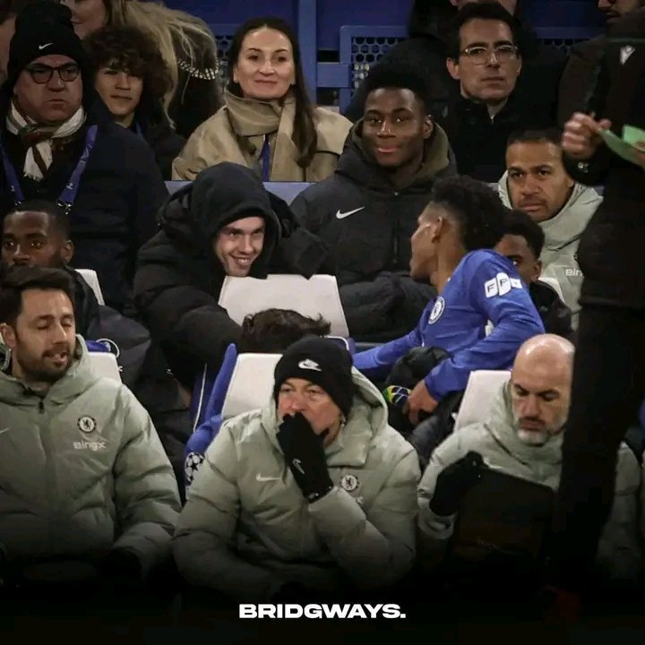 "Boss I did the job perfectly"

"That's my boy" 🤝