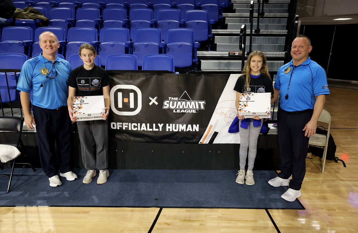 TheSummitLeague's tweet image. Future Officials 🤝 Current Officials
 
Special thanks to @OffyHuman for helping make these interactions possible 👏
 
#ReachTheSummit x #SummitVB