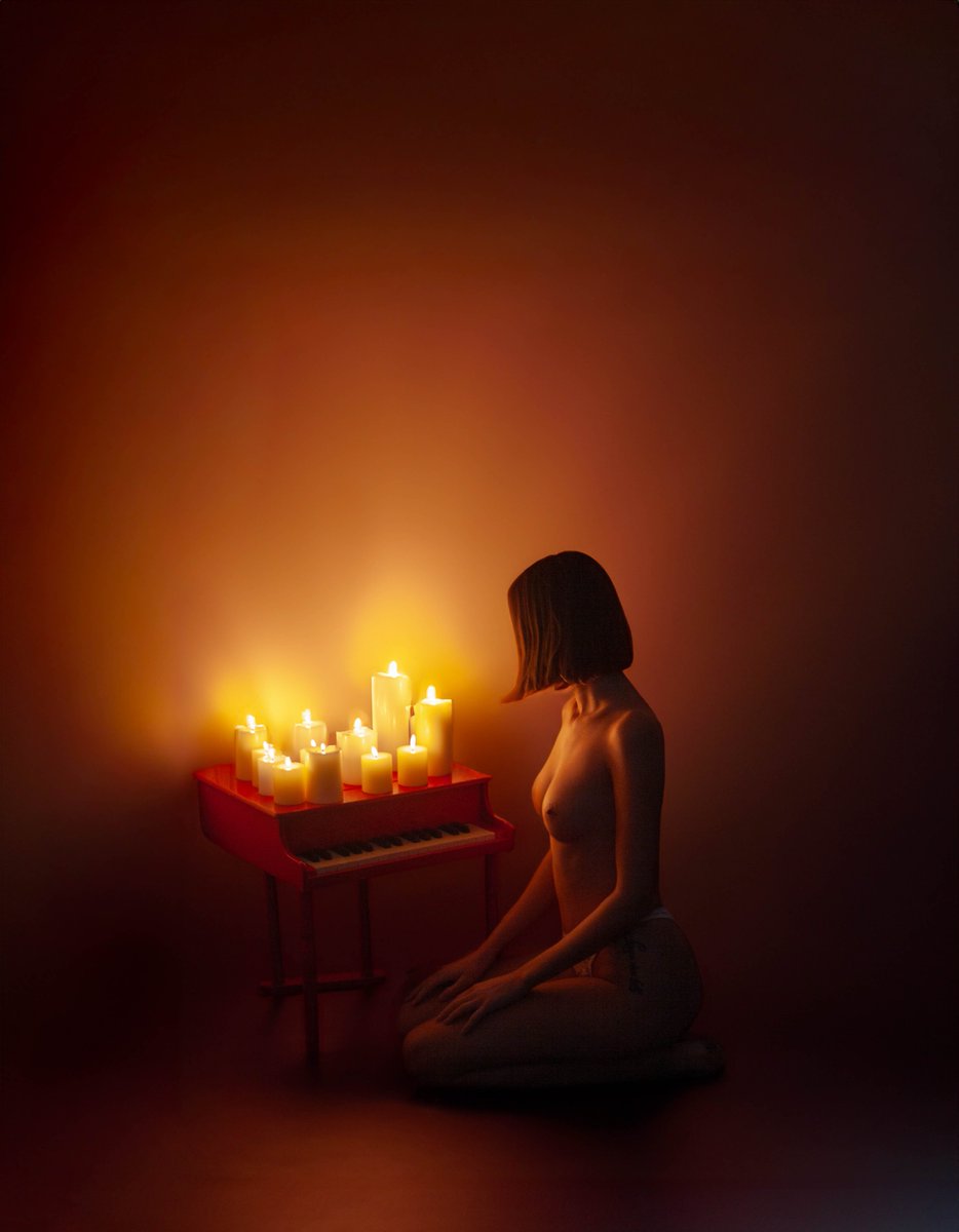 Falling in love with photography all over again by re-editing some old stuff...

On the left, the original photo from January 2023 

to 

Now