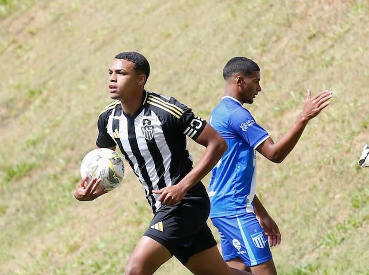 Pesquisa da Massa para o Galo 2026

🎯CAUÃ SOARES

🟢TESTA - 71,9%
🔴NÃO VINGA - 28,1%