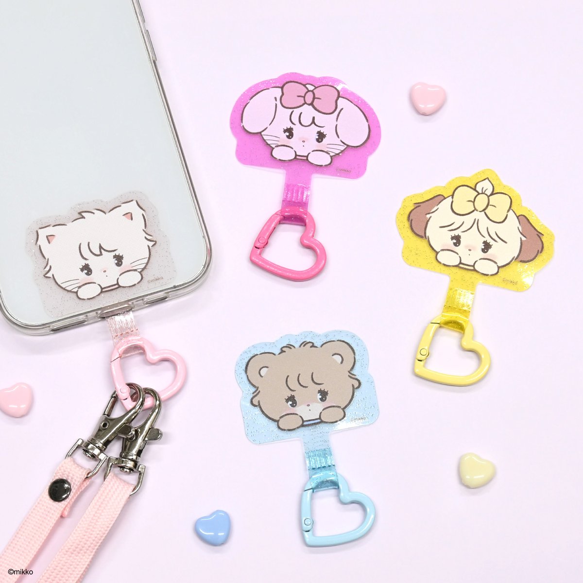 gourmandise_tw's tweet image. 🎀新商品情報🎀

Lil ala modeより
ケースの間に挟むだけ🎶
スマホの保持などに便利なアイテムが登場✨

カラビナにストラップなどを取り付けても使えます💗

グルマンディーズ公式ECサイト
gourmandise.jp/view/item/0000…
Lil ala mode storeなどで
2025年12月中旬より販売予定♪

#Lilalamode #mikko