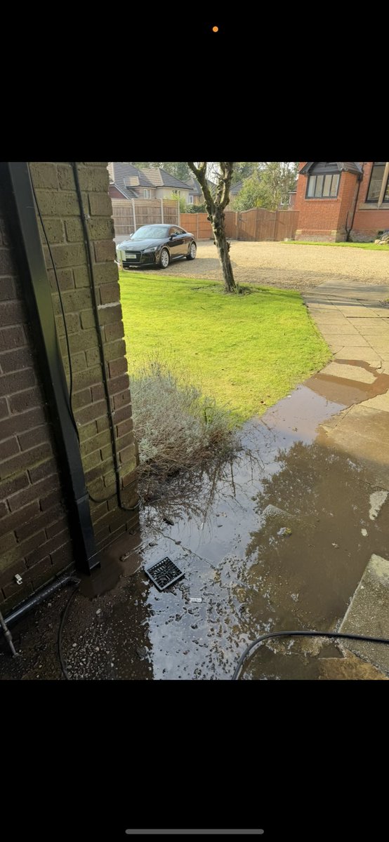 ManchesterDrain's tweet photo. Drain Jetting | Unblocking | CCTV Drain Survey's | 24/7 Call Out | Fixed Fee Service

Tel: 0161 670 6119 or visit https://t.co/7fk38QmVlG https://t.co/MatNUTX7Vn