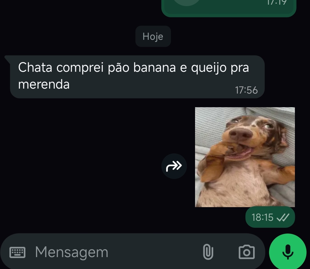 boadiceaxzz's tweet image. Eu reclamo todo dia que n tô conseguindo dormir, mas tbm so alguém falar em merenda p fofocar que lá tô eu tomando café 19h