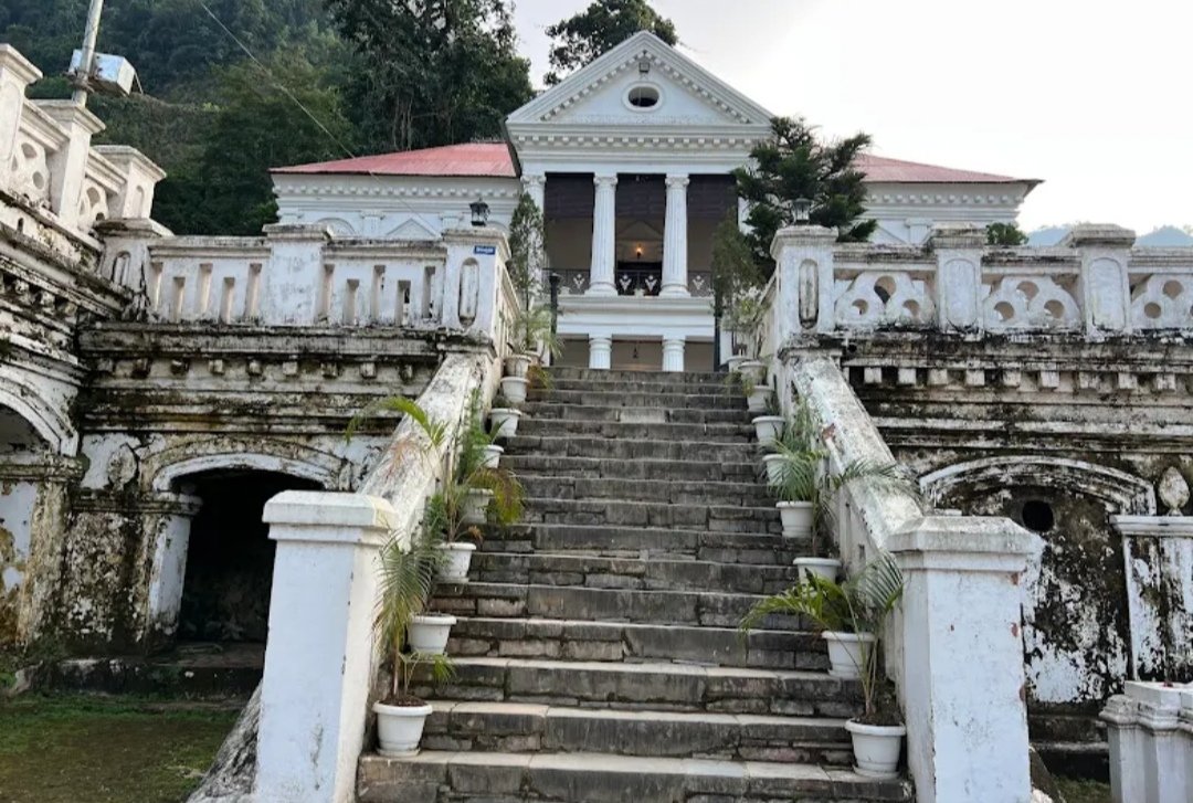 PrasadPand10604's tweet photo. Rani Mahal (Ranighat Palace) – Palpa, Nepal!!!❤️🇳🇵

A beautiful riverside palace known as the “Taj Mahal of Nepal.”
Do visit once in your life!
#RMC_MPR2026
#RaniMahal #Palpa #VisitNepal #MustVisitNepal https://t.co/m9WvVUEJyF