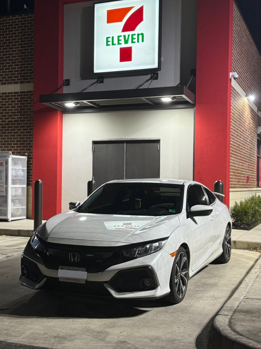 Bodega_Jav's tweet photo. My family hates me, my mental health is shit and my life is in shambles but at least my car looks good https://t.co/oPkDCVfpez