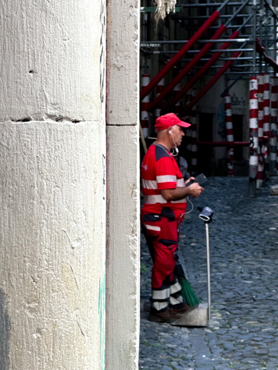 yoshifujidesign's tweet image. Lisbon

#iPhone14Pro #lightroom