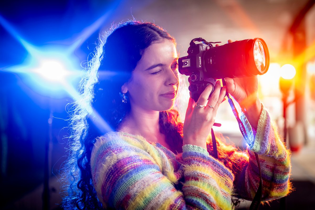 Concert photography was Samantha Davidson's calling. Now, this <a href="/Northeastern/">Northeastern U.</a> grad is up for BMA Live Music Photographer of the Year. 📸 🎶  

Read more: nrthstrn.org/48cODxY