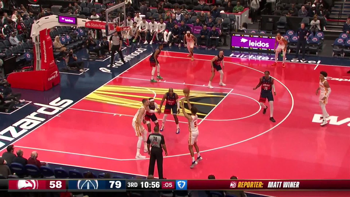 Zacch splashes a 3 to start the 3rd 