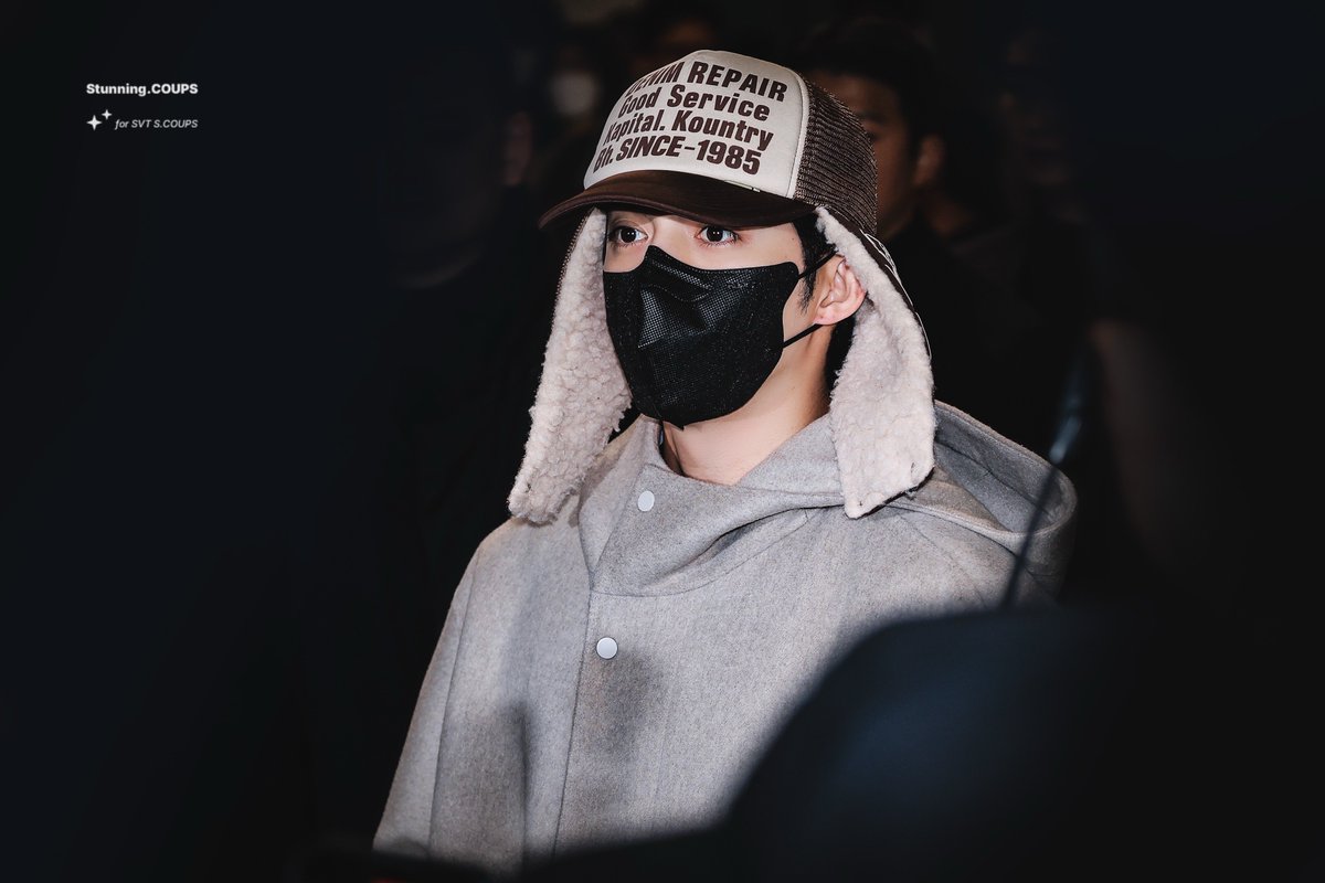 Stunning_COUPS's tweet image. 251126 ICN🛫

일본투어 화이팅!!

#에스쿱스 #SCOUPS 
#승철 #최승철 
#세븐틴 #SEVENTEEN
@pledis_17