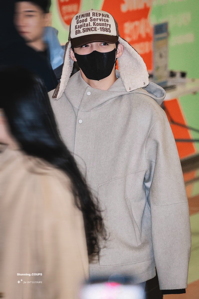 Stunning_COUPS's tweet image. 251126 ICN🛫

일본투어 화이팅!!

#에스쿱스 #SCOUPS 
#승철 #최승철 
#세븐틴 #SEVENTEEN
@pledis_17