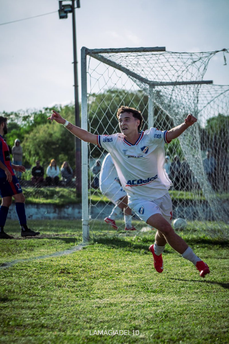 CNdeF_FLORIDA's tweet image. ¡TODOS JUNTOS! 👊🏼❤️🤍💙

#NacionalFlorida 
#SomosFamilia