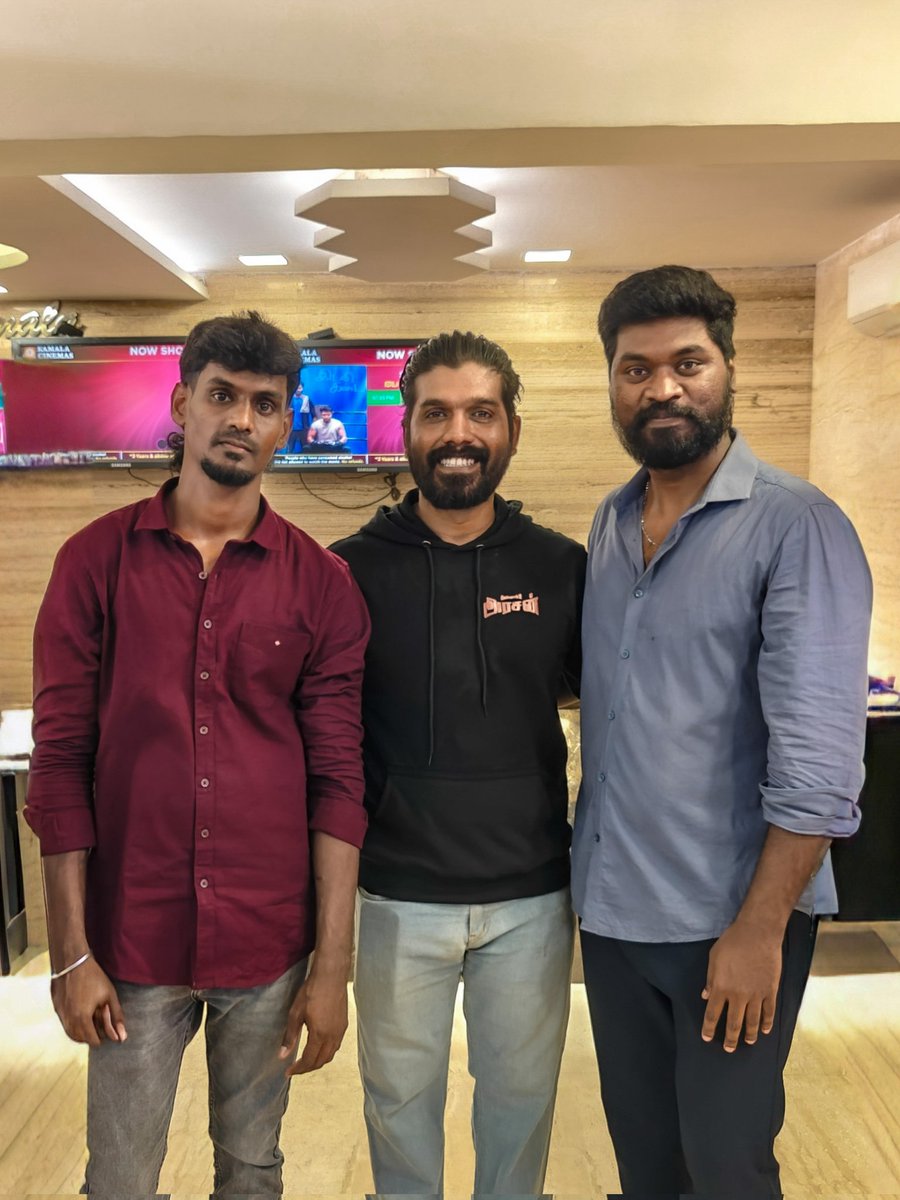 ஆயிரம் உறவுகள் இருந்தாலும், உன் நட்பு எனக்கு எப்போதும் தனி சிறப்பு. இனிய பிறந்தநாள் வாழ்த்துக்கள்! 
<a href="/simbu_sathish5/">Simbu Sathish</a> 🎂❤️🫂🎉
<a href="/SilambarasanTR_/">Silambarasan TR</a>
<a href="/SimbuPrakash_/">𝐒𝐢𝐦𝐛𝐮 𝐏𝐫𝐚𝐤𝐚𝐬𝐡</a> 
<a href="/TesingVasu/">VASU Tesing</a> 
<a href="/Vignesh_Nantha/">Vigneshwaran</a> 
<a href="/Zaara_writes/">Zaara Silambarasan</a>