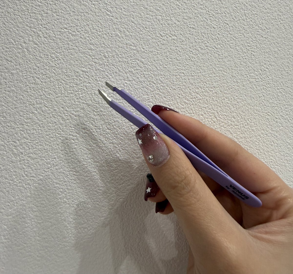 infinity__2014's tweet image. ただいま Qoo10メガ割で、レジンツィーザーが《35％オフ》 に🎉
精密につかめる使い心地を、いつもよりお得にお試しいただけます。

気になっていた方は、この機会にぜひチェックしてくださいね🪞✨

m.qoo10.jp/gmkt.inc/Mobil…

#メガ割 #毛抜き #レジンツィーザー