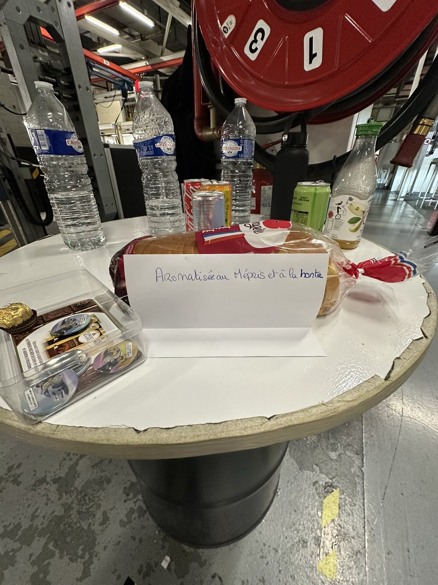 Youssef 🍋🐜 tweet media